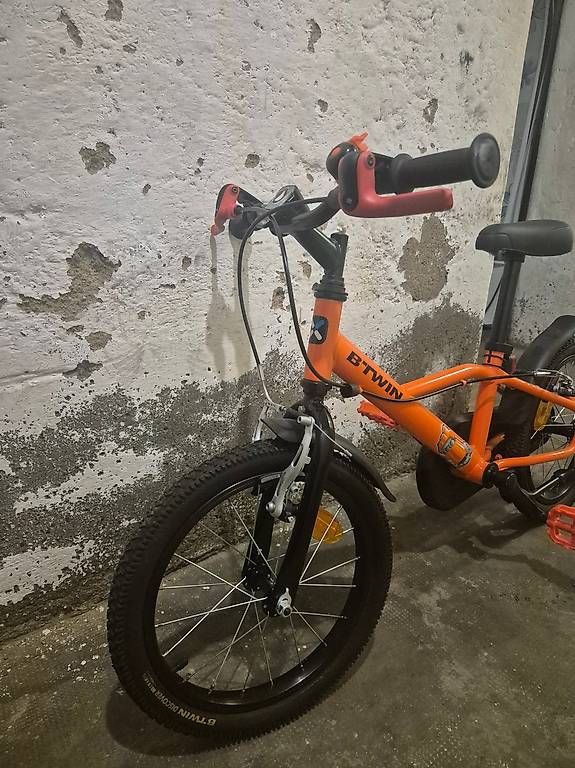 Decathlon Biciclette: Vélo enfant 4-6 ans – Usato da lausanne venduto da marie-pierrem 1