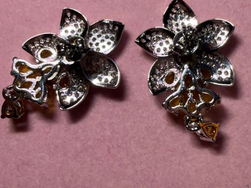 Orecchini pendenti & Orecchini a lobo: Boucles d’oreilles Fleur Ambrée – Nuovo e nell'imballaggio originale da St-Maurice venduto da Sandrinette123 2