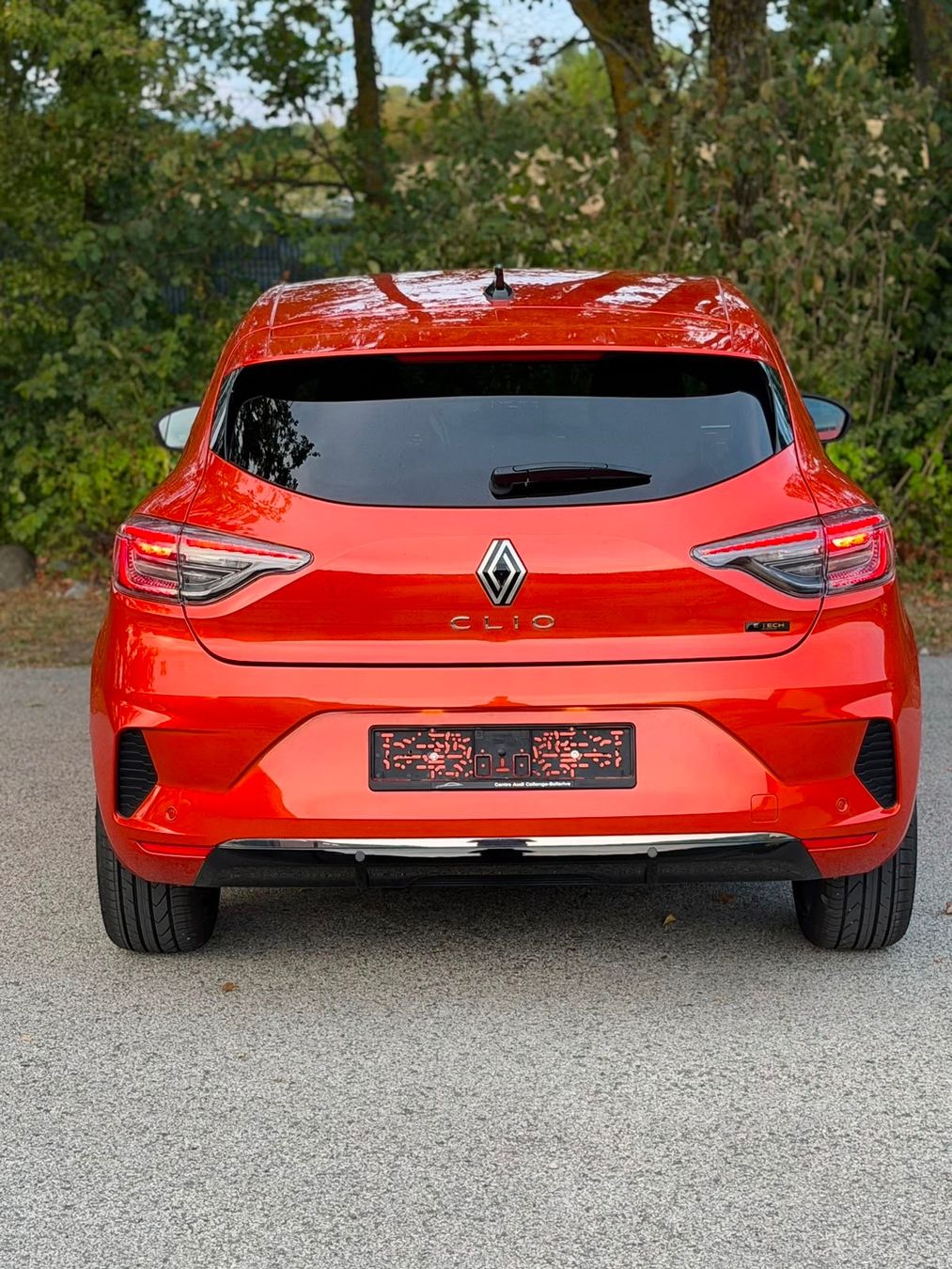 Renault Autos: RENAULT CLIO 1.6 E-Tech techno – Gebraucht aus Genève von lar_k5fq 2