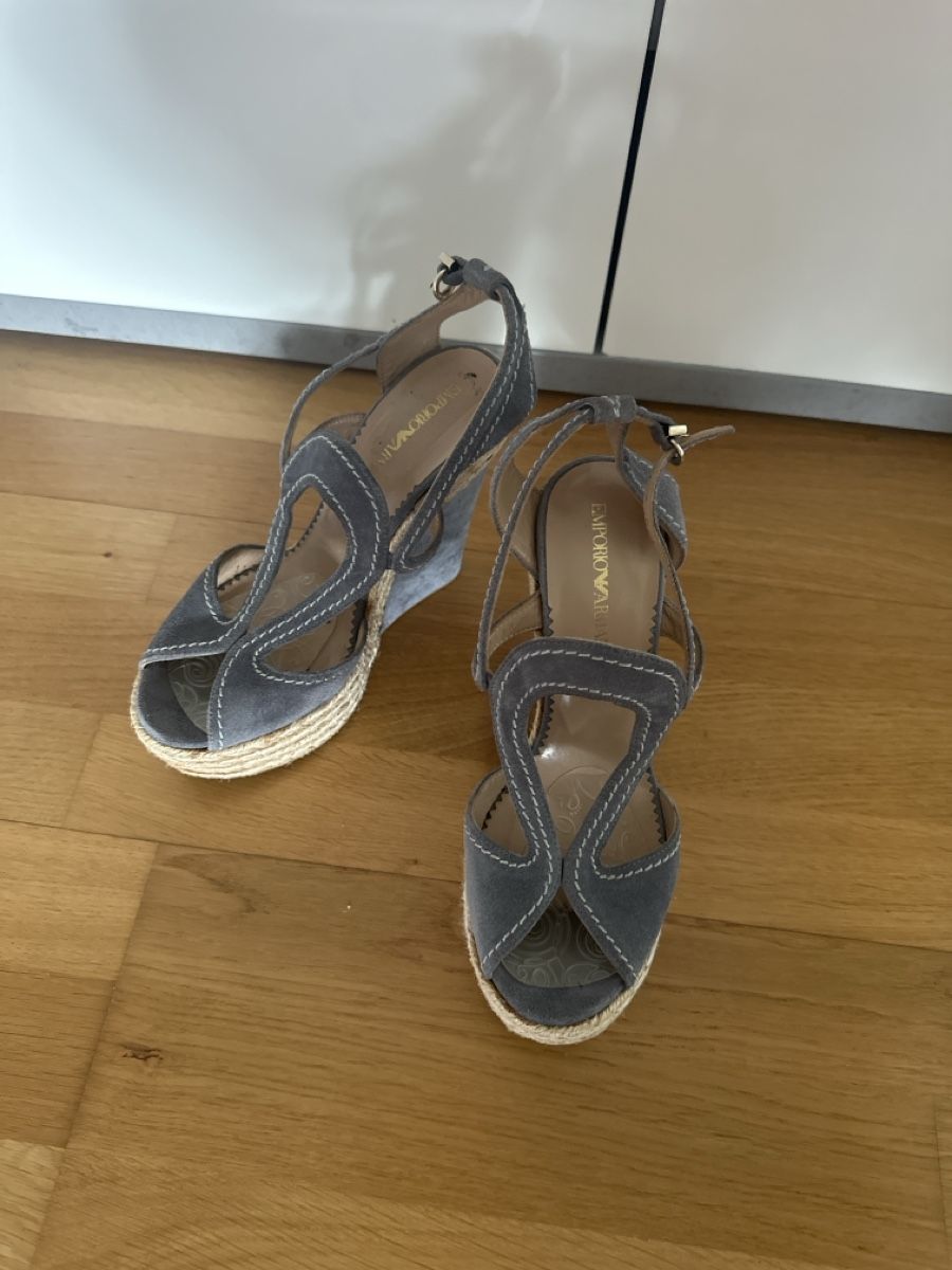Armani Scarpe da donna: Emporio Armani sandals 37.5 – Usato da Laupen BE venduto da Smythe