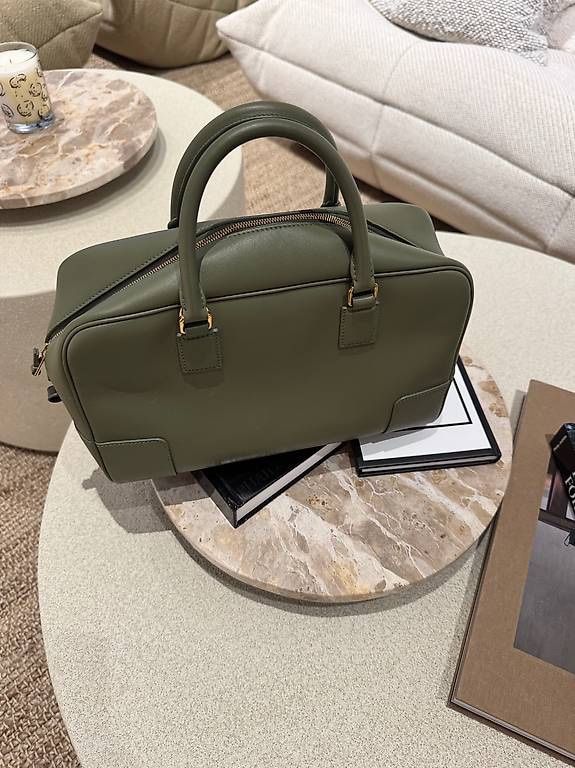 Loewe Borse: LOEWE TASCHE AMAZONA – Nuovo (secondo la descrizione) da Schwyz venduto da bofb 4