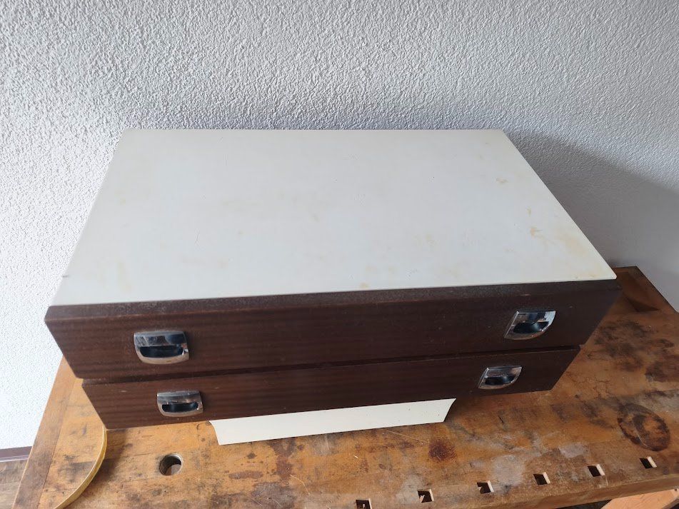 Cassettiere: Space Age Kommode Nachttisch vintage 67x43x41cm – Usato da Toffen venduto da Immo-Erben 6