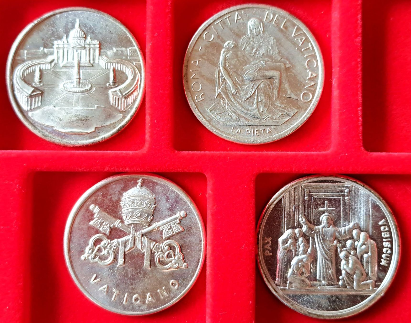 Medaglie: 4 Stück Vatikan Medaille – Usato da Tenniken venduto da mik_6mxg