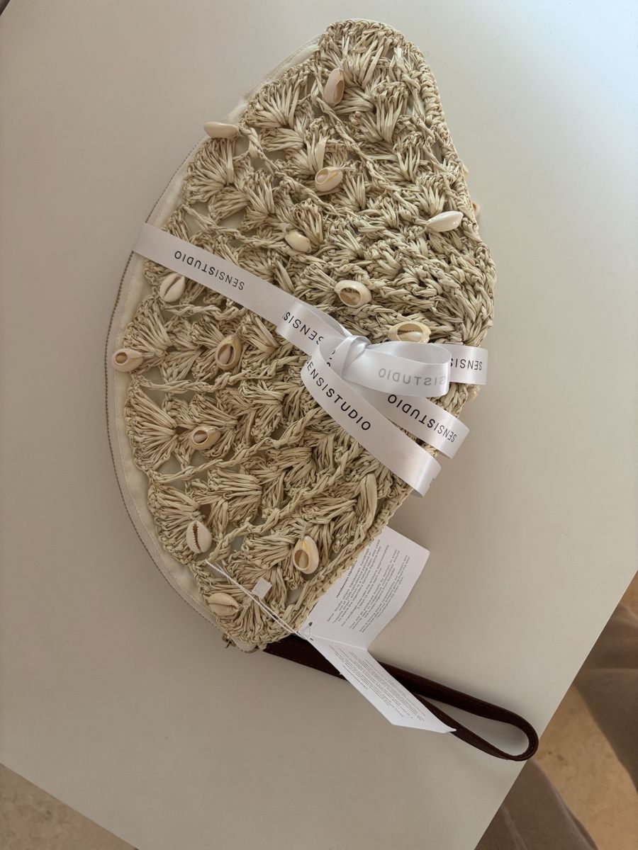 Taschen für Damen: Sensi Studio Woven Seashell Straw Clutch – Neu und originalverpackt aus Erlenbach ZH von itemstobepruchased 4