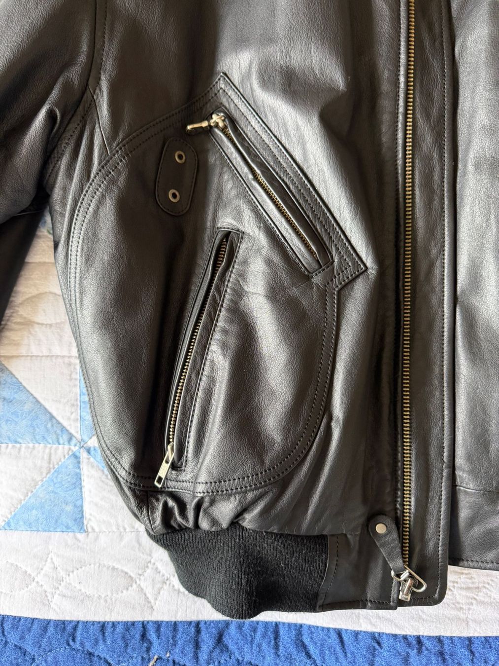 Harley-Davidson Giacche: Harley Davidson Lederjacke, Top Zustand, Grösse L – Nuovo (secondo la descrizione) da Zürich venduto da dagobertluck 4