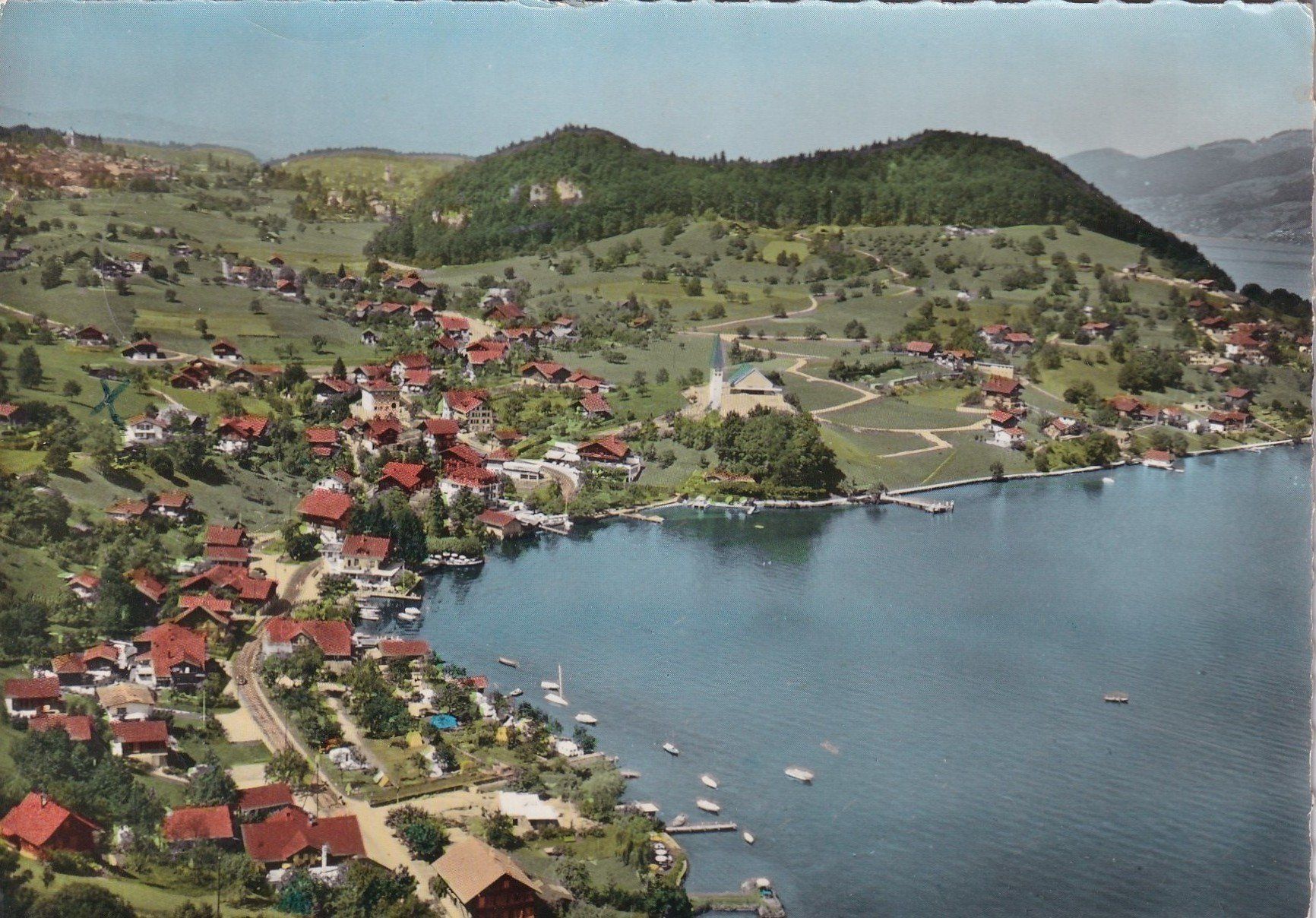 Cartes postales: Faulensee mit dem Flugzeug über – D'occasion à Olten par clotaldi