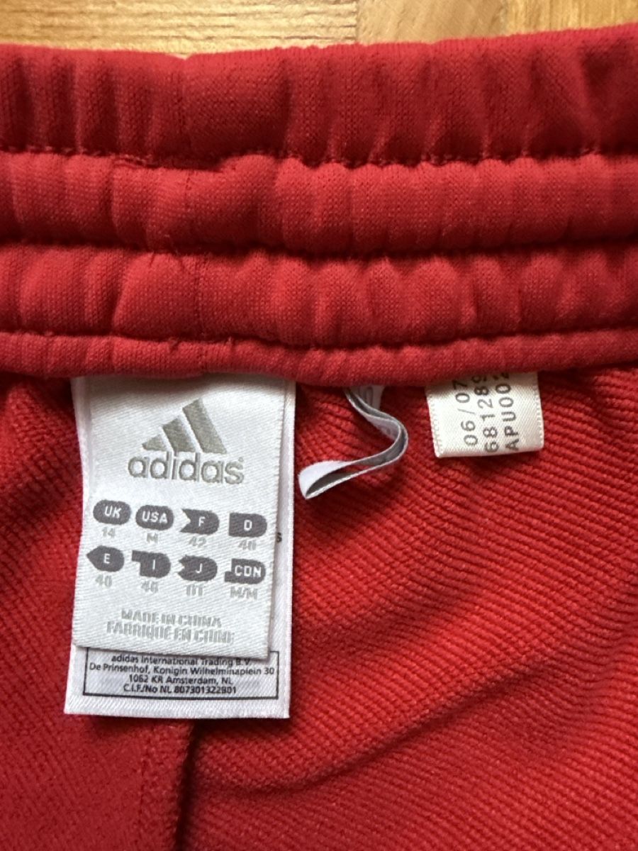 Adidas Hosen: Adidas Jogginghose  – Gebraucht aus Schellenberg von Kruemmel5 1