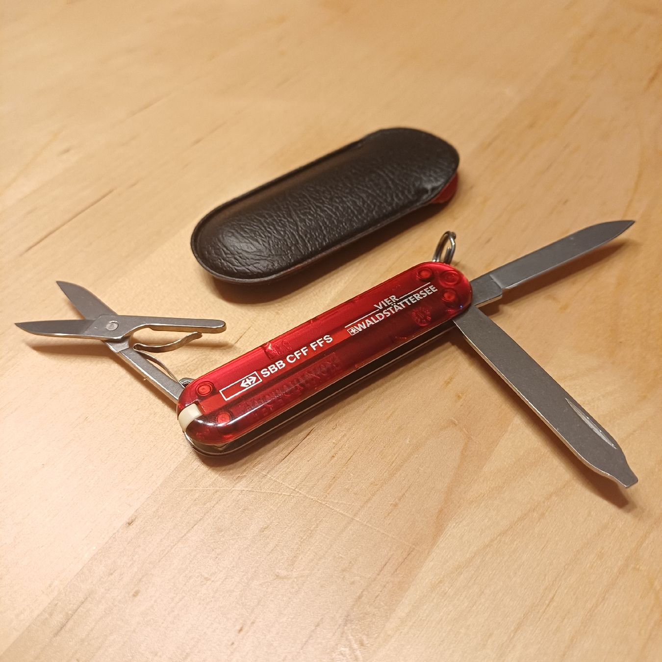 Victorinox Coltelli tascabile: Mini-Sackmesser SBB CFF FFS Wilhelm Tell Express rot mit Etu – Nuovo (secondo la descrizione) da Röschenz venduto da mat_w9rm