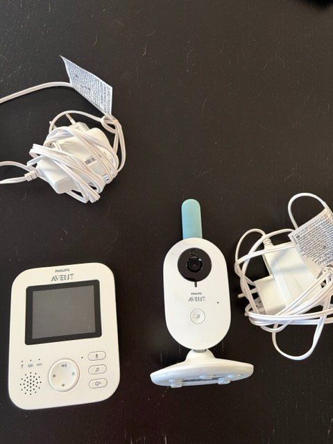 Avent Babyphones: Philips Avent Video-Babyphone – D'occasion à St Gallen par elky87 1