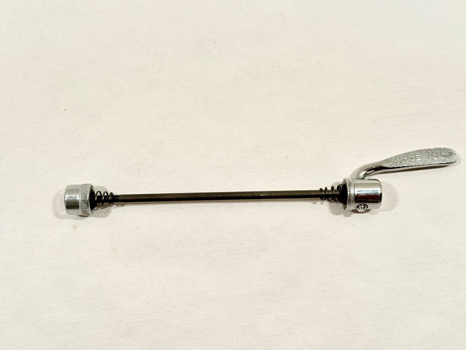Ersatzteile: TACX Schnellspanner HINTEN TOPZUSTAND 2601 – Gebraucht aus Luzern von bikeandbeltcom