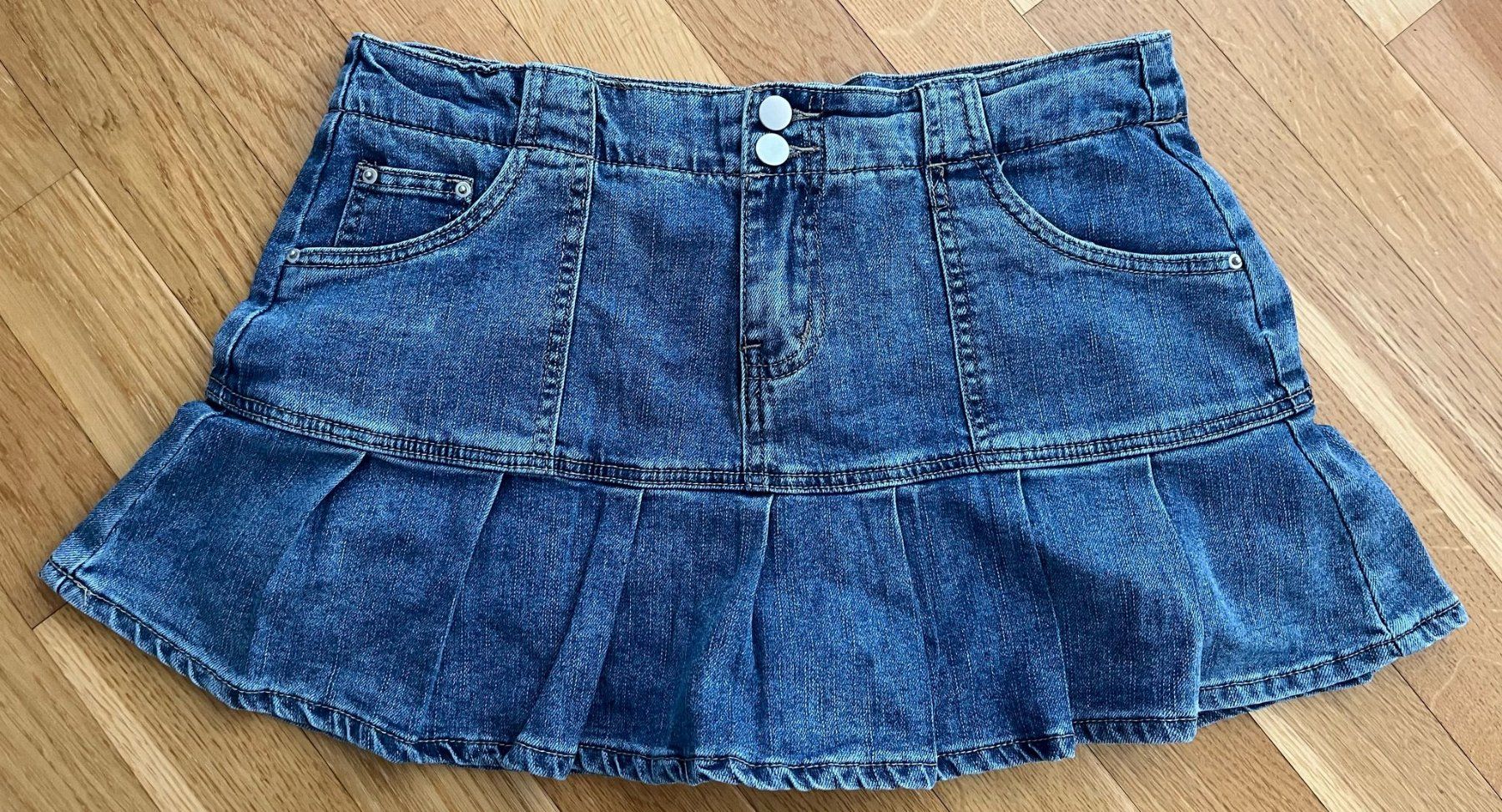 Jeans: Jeans Hosenrock – Nuovo (secondo la descrizione) da Ebikon venduto da hor_gwb5