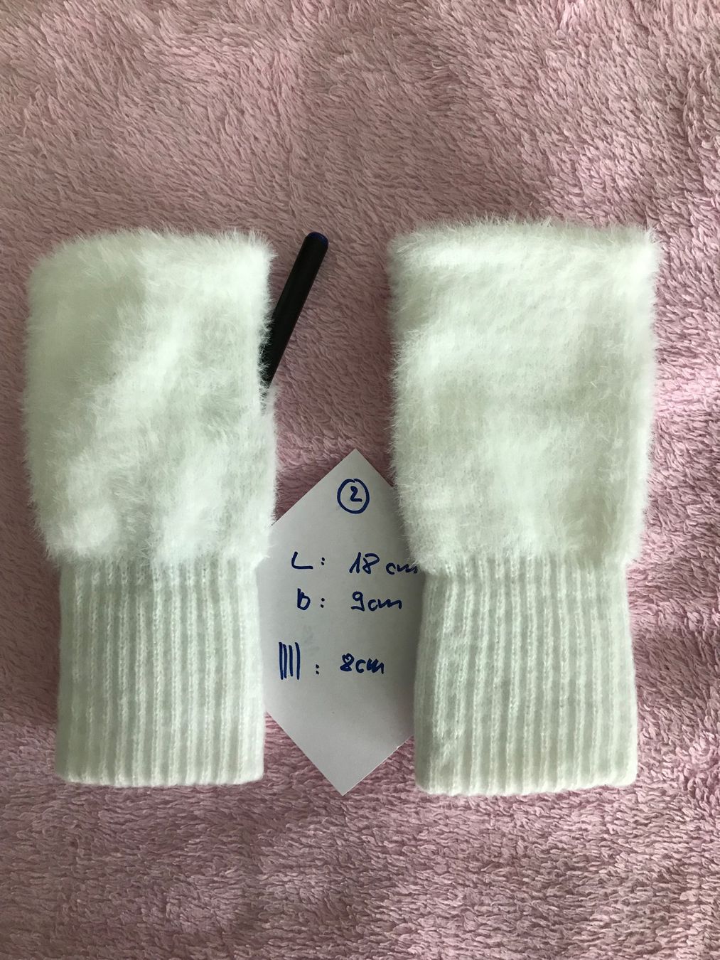 Guanti: Hello Kitty Fingerlose Handschuhe weiss neu – Nuovo e nell'imballaggio originale da Niederteufen venduto da mix18 1