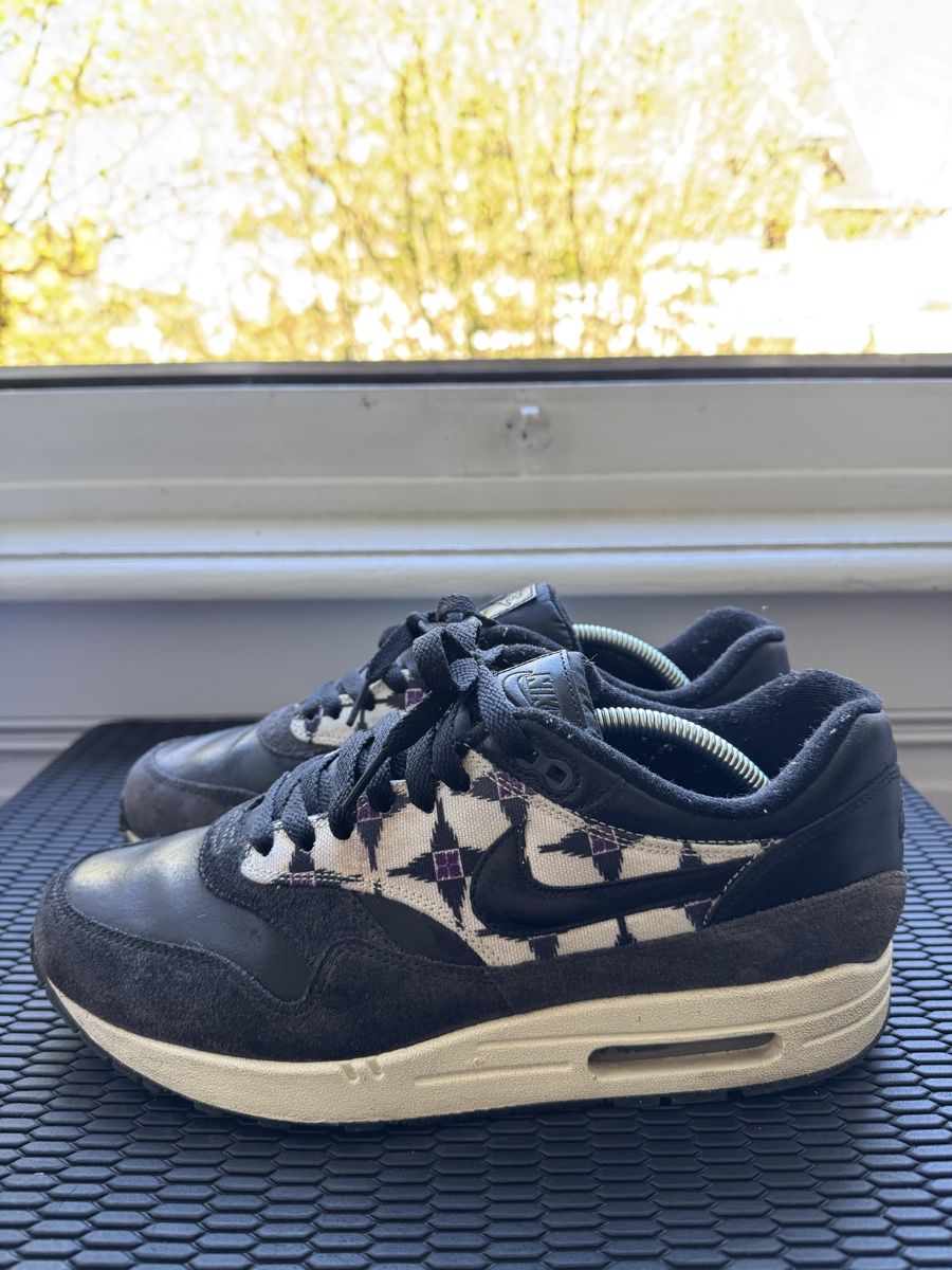 Nike Scarpe da uomo: Air Max 1 Aztec Pack 2011 – Usato da Bern venduto da Roynsky
