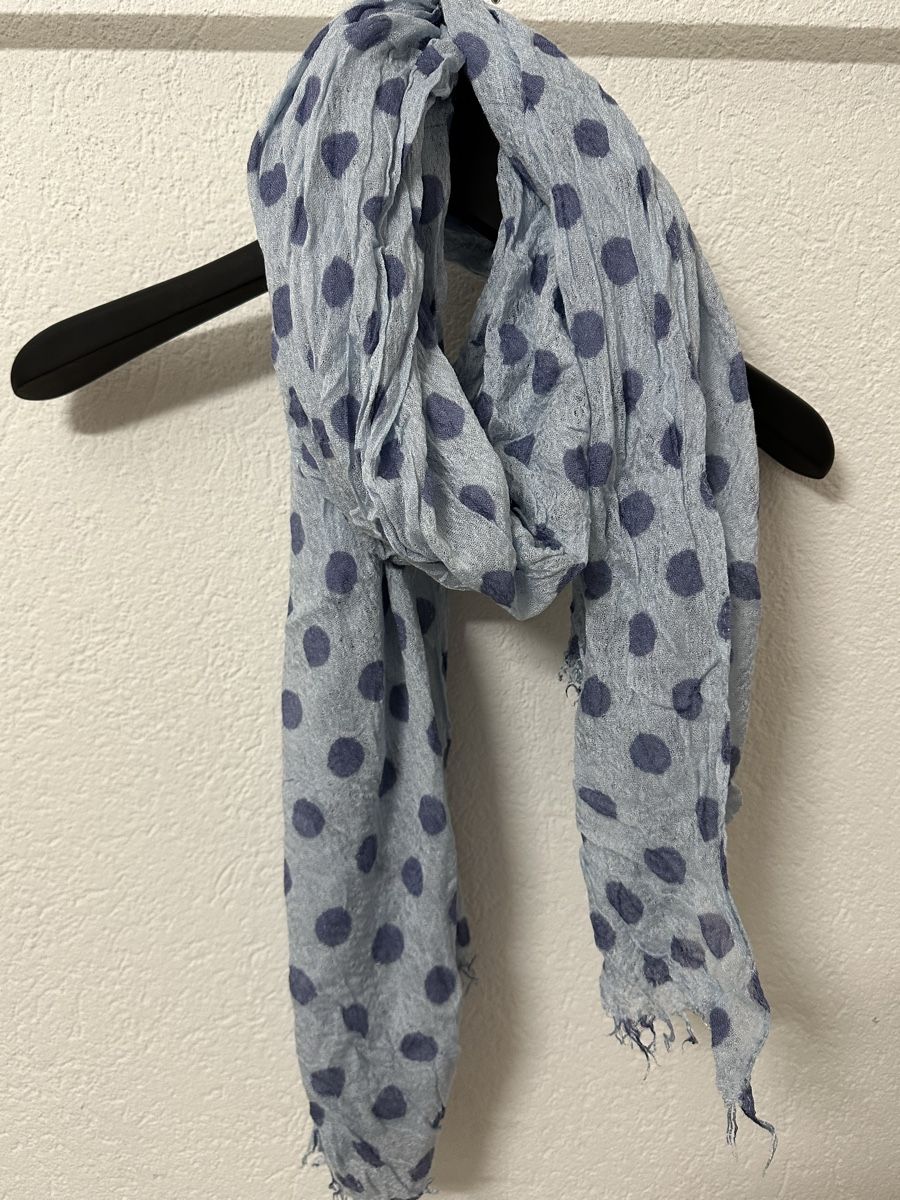 Foulard & Sciarpe: Schal mit Pünktchenmuster, hellblau – Usato da Wetzikon ZH venduto da eli_k7fq