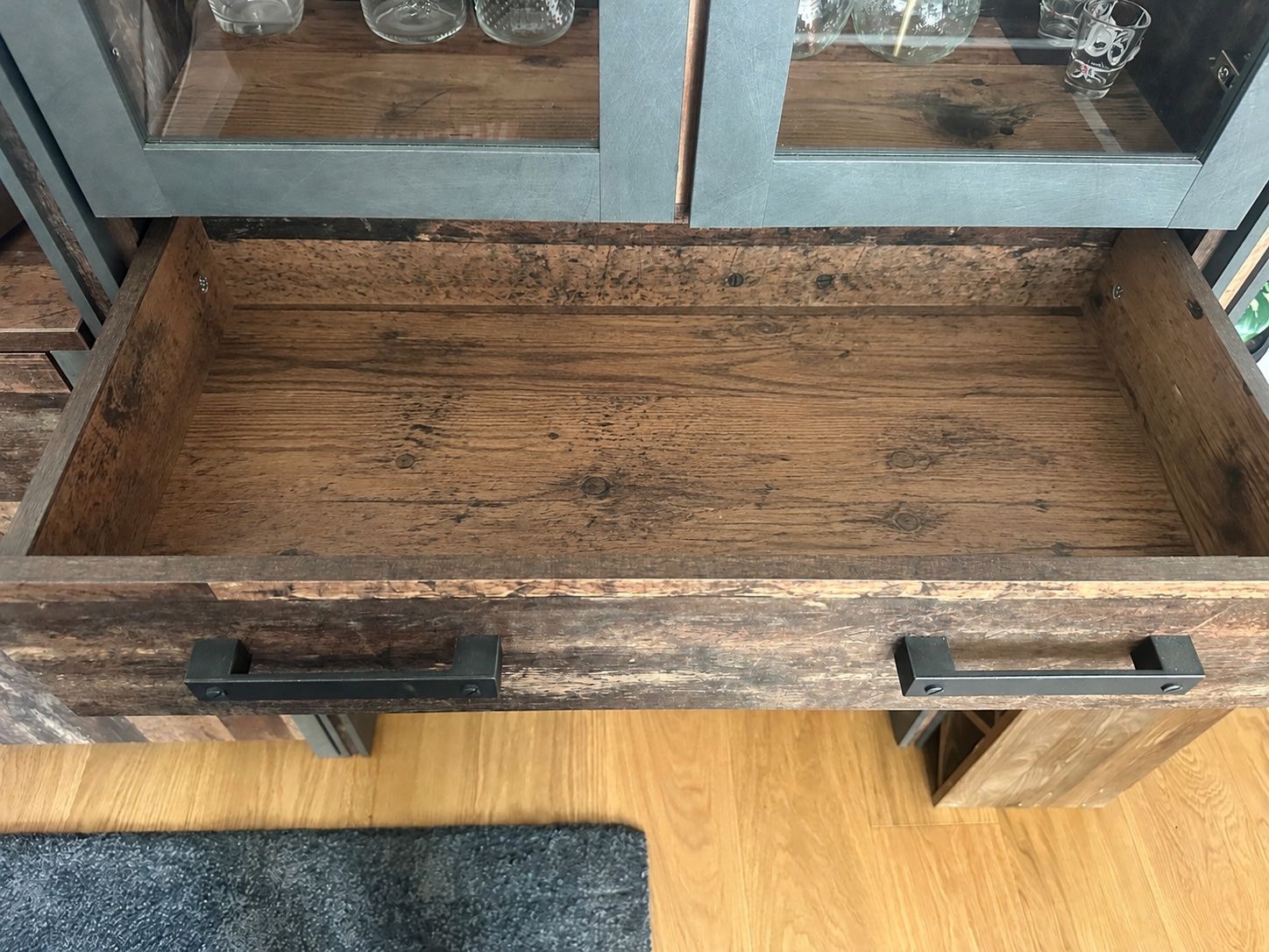 Vetrine: Vitrine im rustikalen Industrial-Look – Usato da Brunegg venduto da Angelina054 2