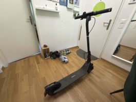 Ninebot Elektro Tretroller ES2 3 mal gebraucht neuer Zustand