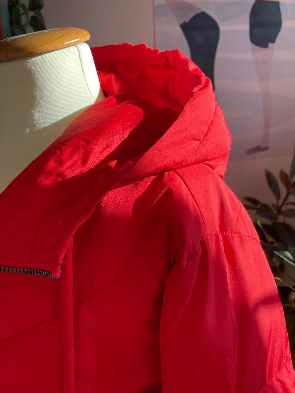 Manteaux: Roter Puffer Coat von Hush | wie neu – D'occasion à Zürich par Honeyboo 1