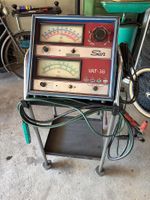 Ladung und Batteriemessgerät