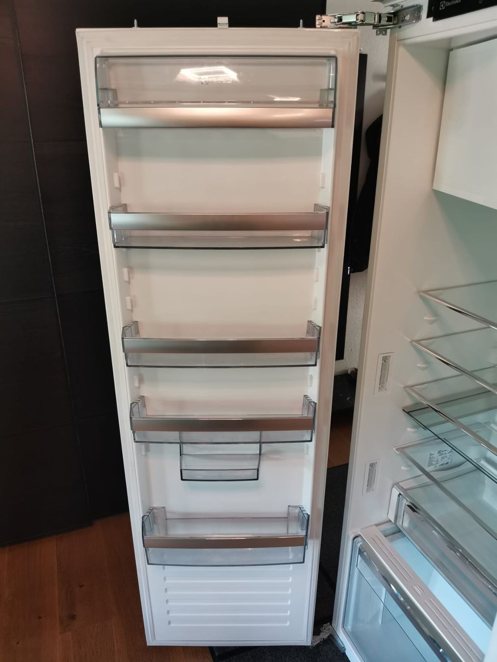 Electrolux Frigoriferi: Einbaukühlschrank Electrolux IK329SAL – Usato da Ziefen venduto da MullerD 1