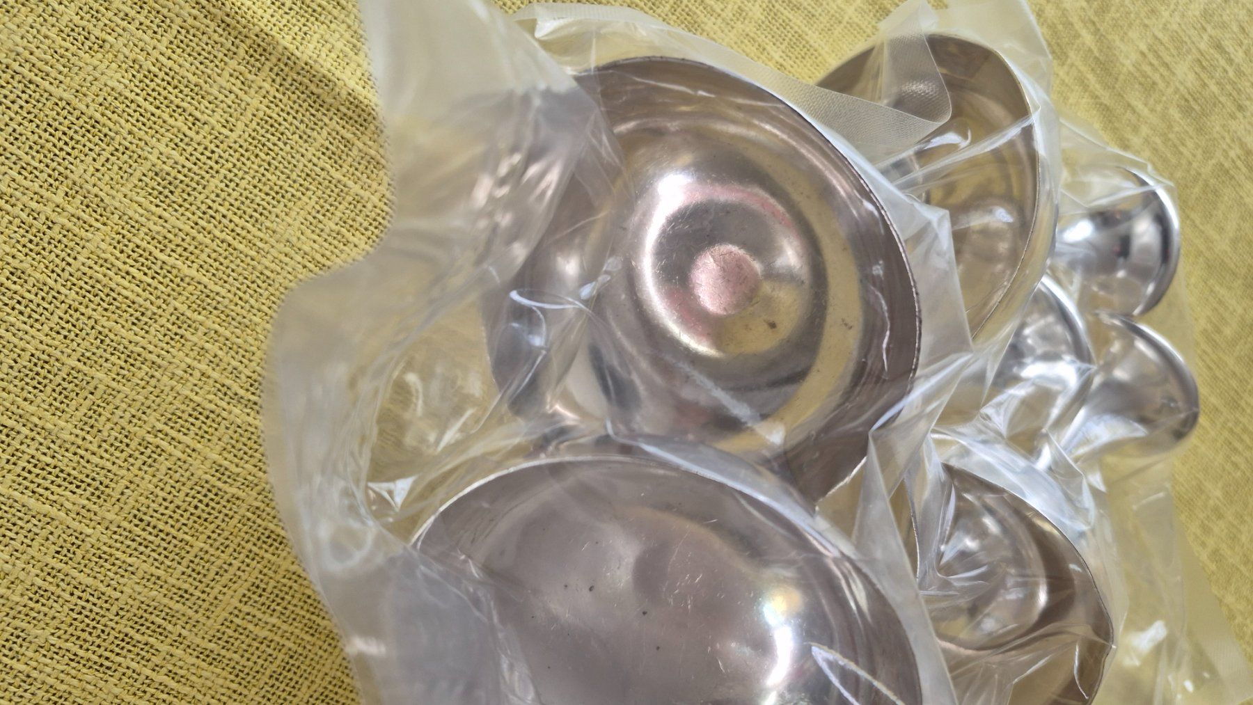 Set di piatti: Silber Hotelsilber Coupen Eisbecher Schalen – Usato da Twann venduto da Twann 3