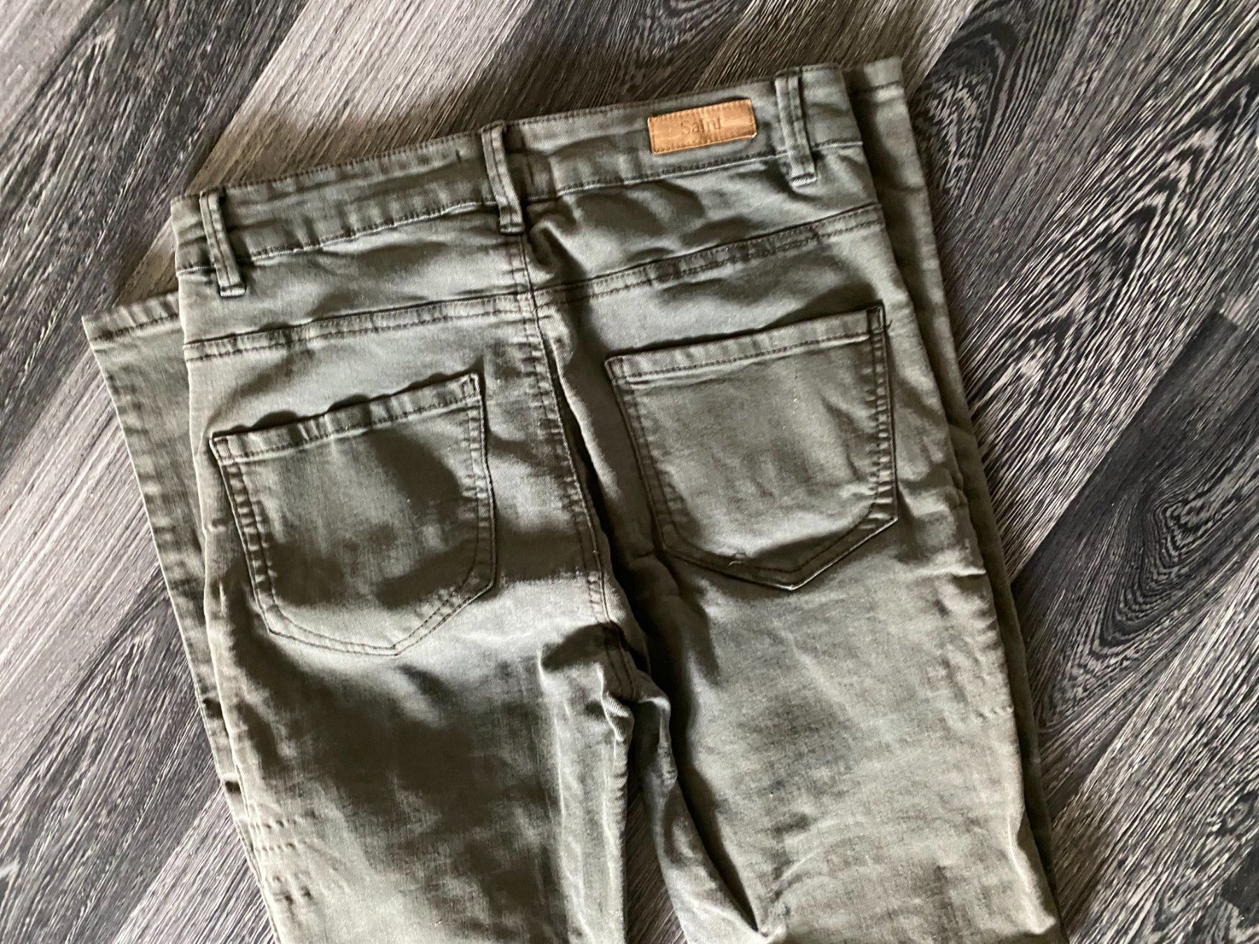 Jeans: Saint Tropez Jeans kaki Grösse M – Gebraucht aus Allenwinden von Obalu 2
