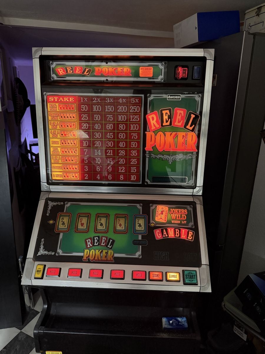 Slot Machine: Spielautomat Reel Poker Barcrest – Usato da Wettingen venduto da NickInc 1