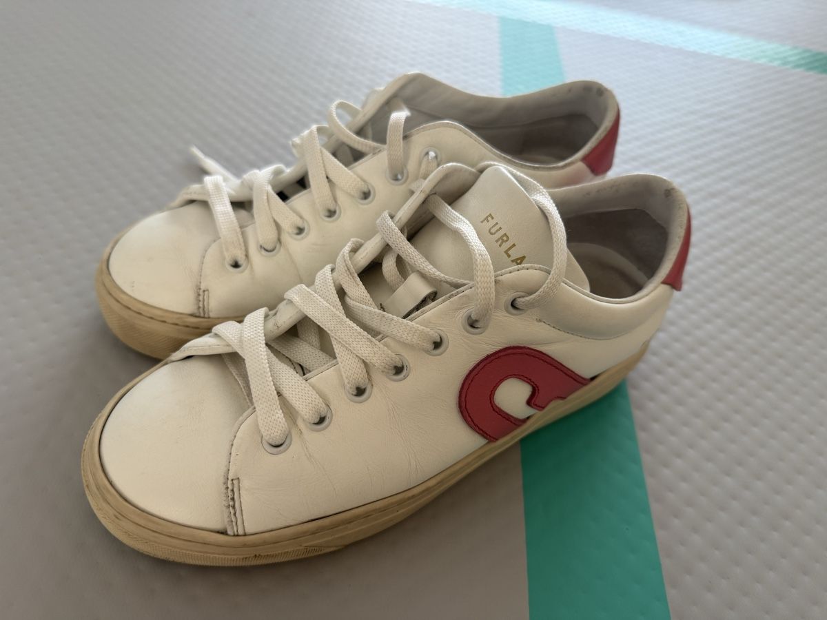 Damenschuhe: Furla Schuhe 37 – Gebraucht aus St. Gallen von Emifrei