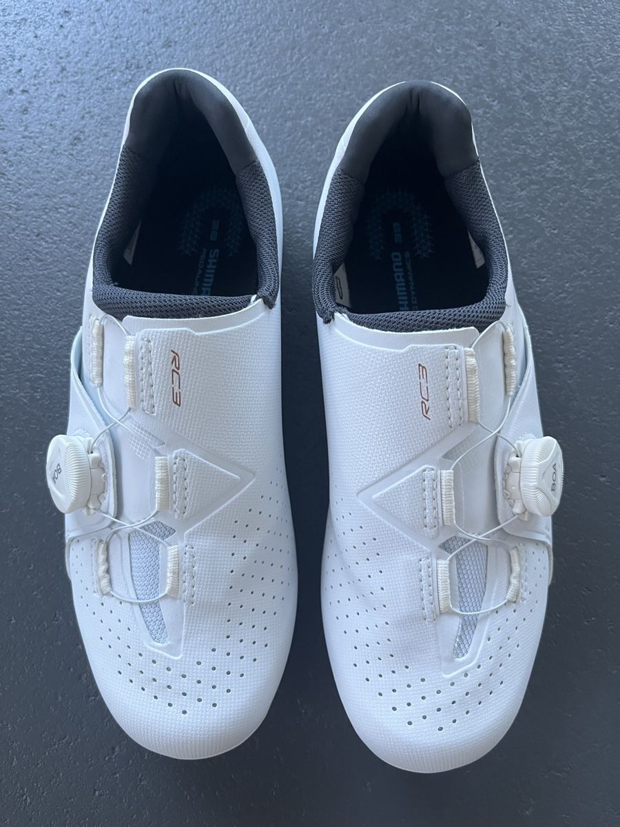 Shimano Damenschuhe: Rennrad-Damenschuh, RC3 Shimano – Neu und originalverpackt aus Steffisburg von fraenzi.rentsch