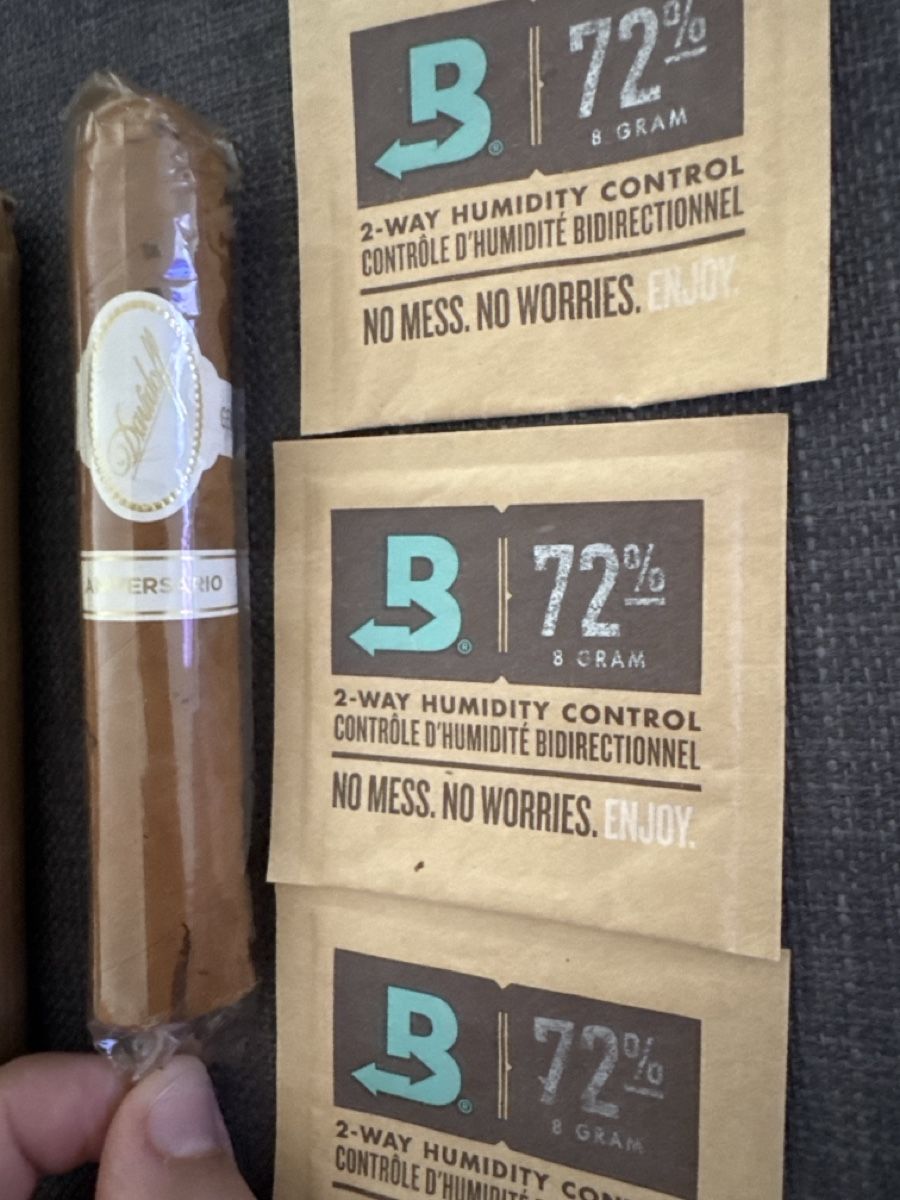 Davidoff Sigari: Davidoff & Cie SA cigar  – Nuovo e nell'imballaggio originale da Göschenen venduto da Lord.Raiden 2