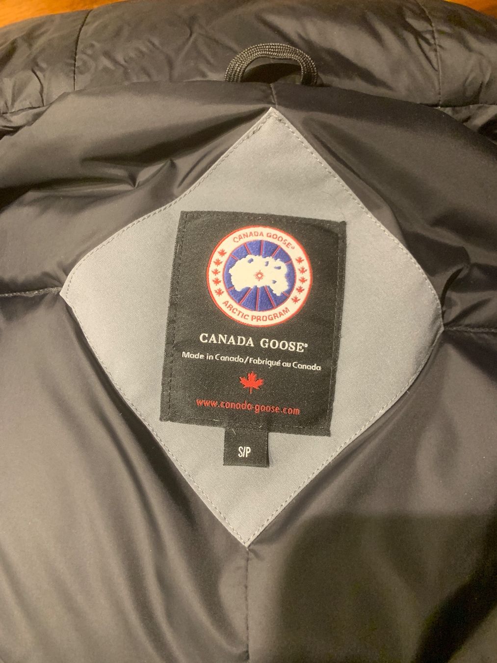Canada Goose Jacken: Winterjacke / Winterparka Canada Goose / Grösse S – Gebraucht aus Sursee von Aleksis 5