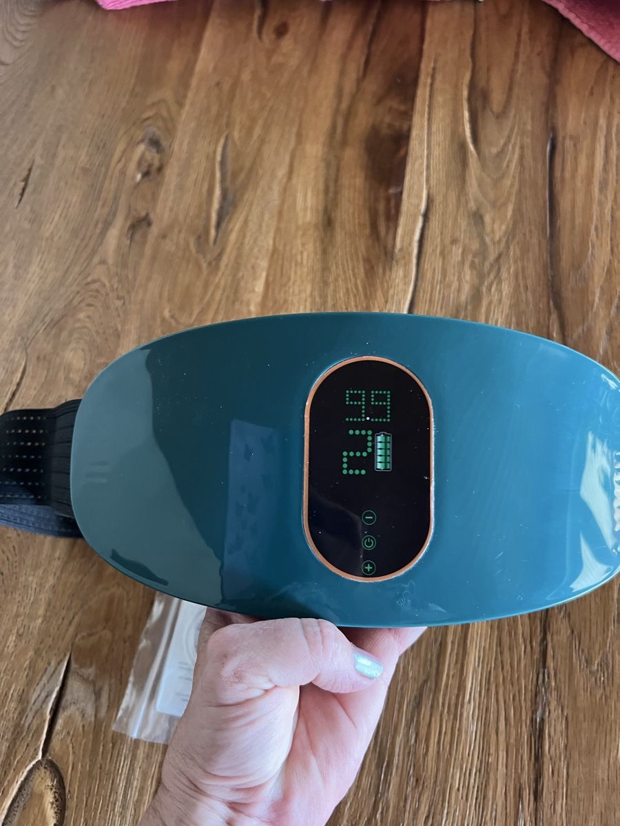 Massagegeräte: Bauchmassagegerät mit Ladekabel – Neu (gemäss Beschreibung) aus Kallnach von sta_sy57 7
