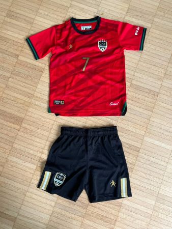 Ronaldo Trikot + Hose - Size S JR