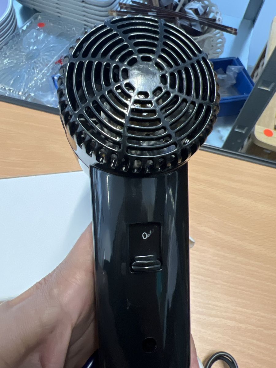 Föhn: Reise-Haartrockner 1200W, kompakt & stark – Neu (gemäss Beschreibung) aus Rorschach von TrendyDeals 1