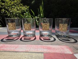 4er Set Vintage Whiskygläser mit goldenem Löwen-Wappen