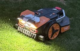 WORX Landroid Vision M800 WR208E inkl. Garage & FiatLux LED