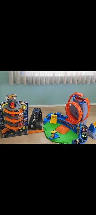Jouets: Hot Wheels Spielsets-Top Zustand wie neu! – D'occasion à Elsau par musti6