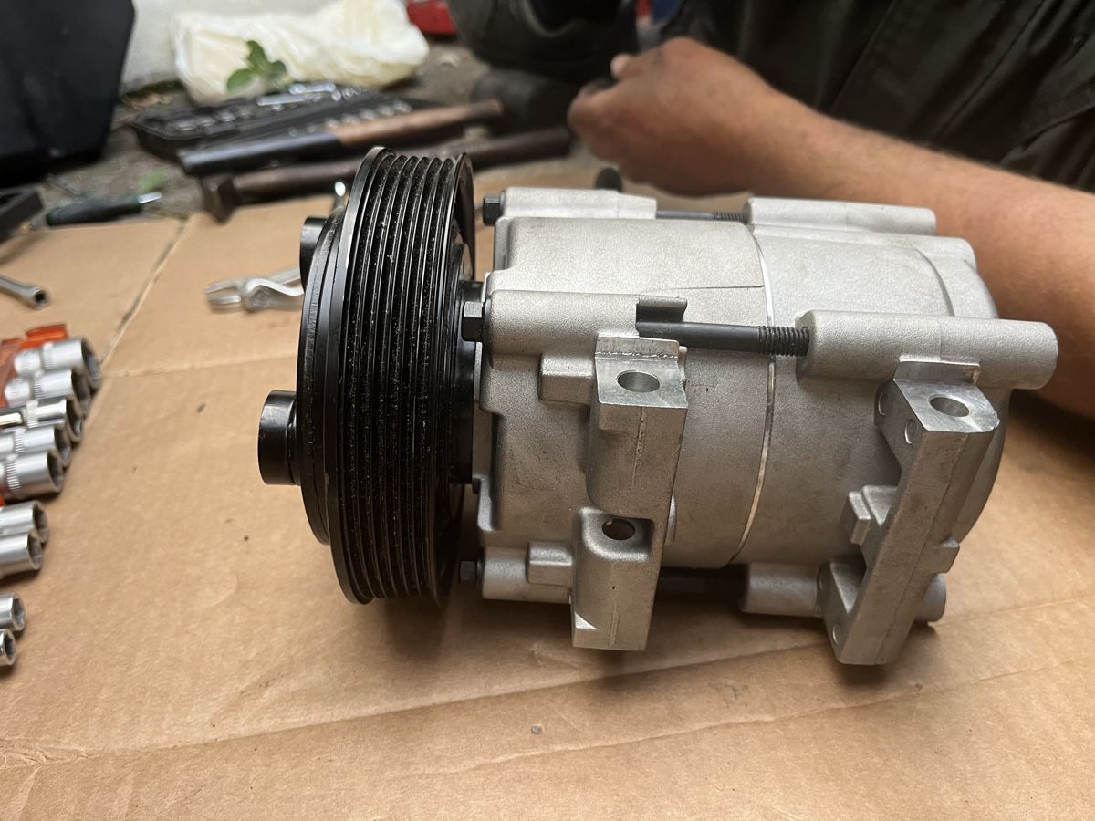 Toutes les pièces auto: Compresseur de climatisation R134a NEUF 100510 – Neuf (Voir description) à Yverdon les bains par GencOsman. 4