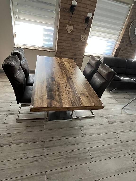 Tables: Hochwertiger Esstisch mit Stühlen  – D'occasion à Laufenburg par rus_gx8t 1