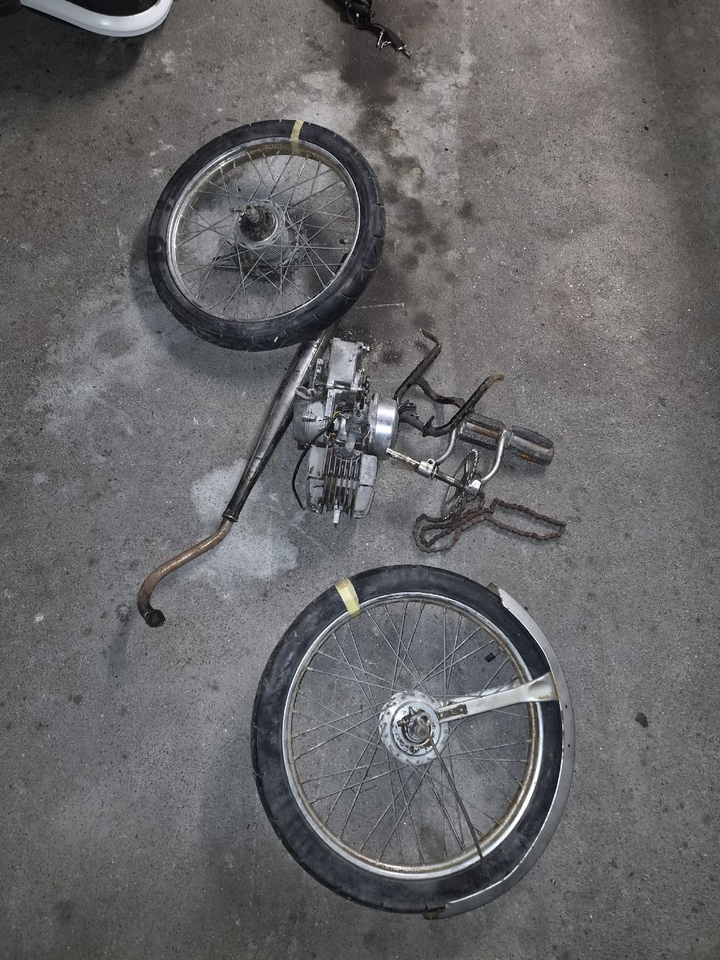 Puch Mofas: Puch Maxi Austria ab 1 CHF – Defekt aus Buchrain von Lader-G60 8