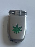 Feuerzeug Cannabisblatt Motiv Metall silberfarben(S20)