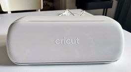 Cricut Joy Xtra Schneideplotter mit viel Zubehör  neuwertig