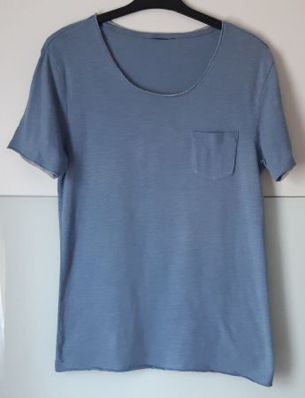 T-Shirt Herren U-Ausschnitt Grösse M