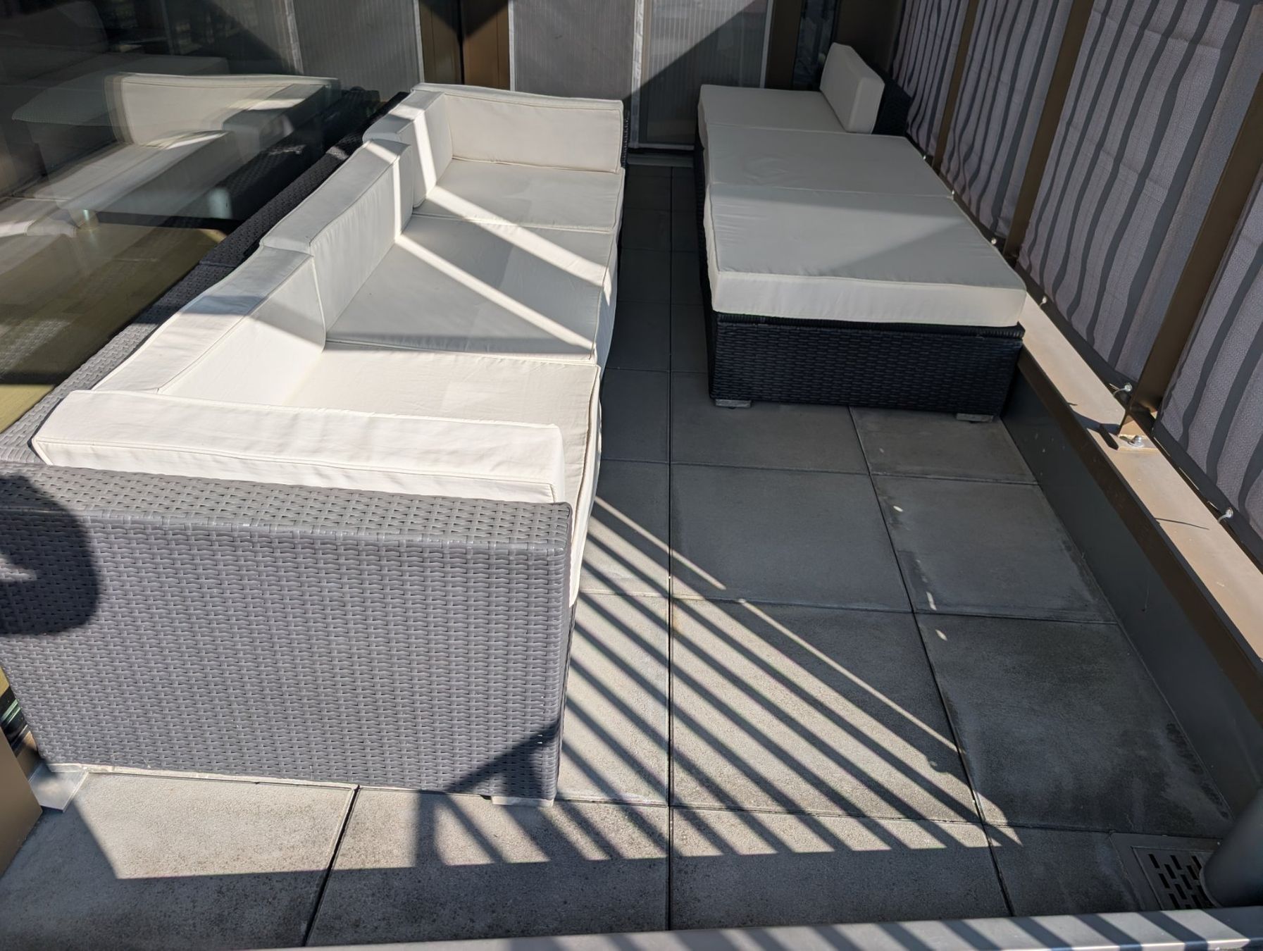 Sofas: Rattan Lounge – Gebraucht aus Bassersdorf von roman