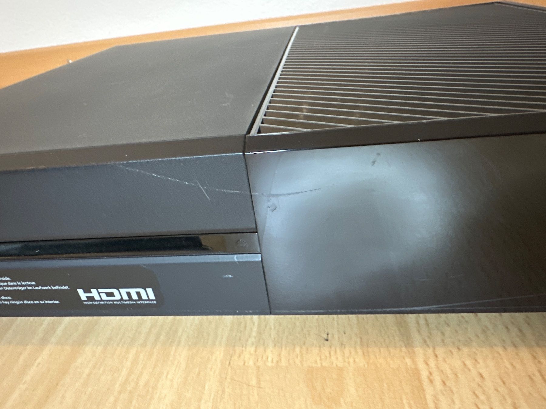 Microsoft Consoles: Xbox One ohne Zubehör – D'occasion à St.gallen par taduz 1