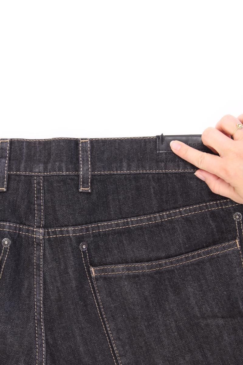 Jeans: Strenesse Straight Jeans Gr. W34 grau – Gebraucht aus Neustadt an der Waldnaab von SecondLifeFashion 2