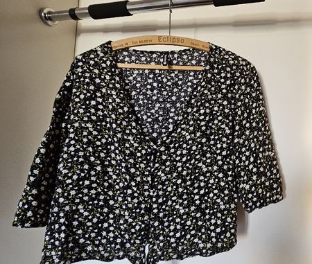 Chicoree Bluse Gr. M - Sommerlich & Verspielt 🌼