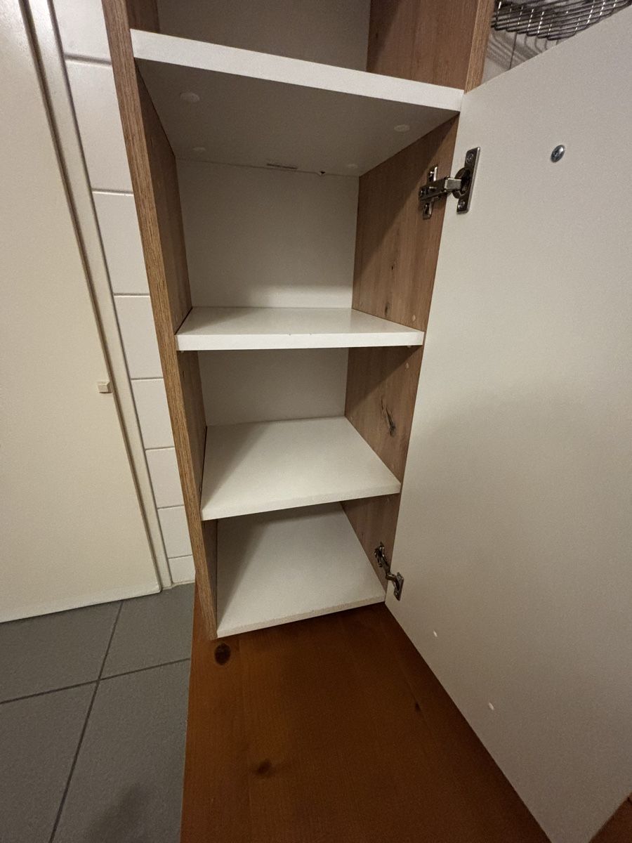 Armoires: Badezimmer Hochschrank – D'occasion à St. Gallen par joh_m72m 1