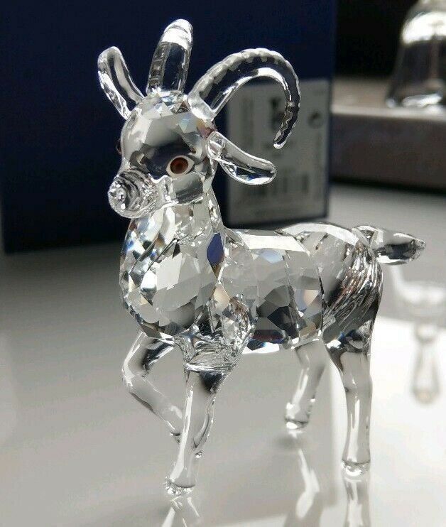 Swarovski Statuette: SWAROVSKI** Steinbock ** neu – Nuovo e nell'imballaggio originale da Regensdorf venduto da Brithiskurzhaar5 1