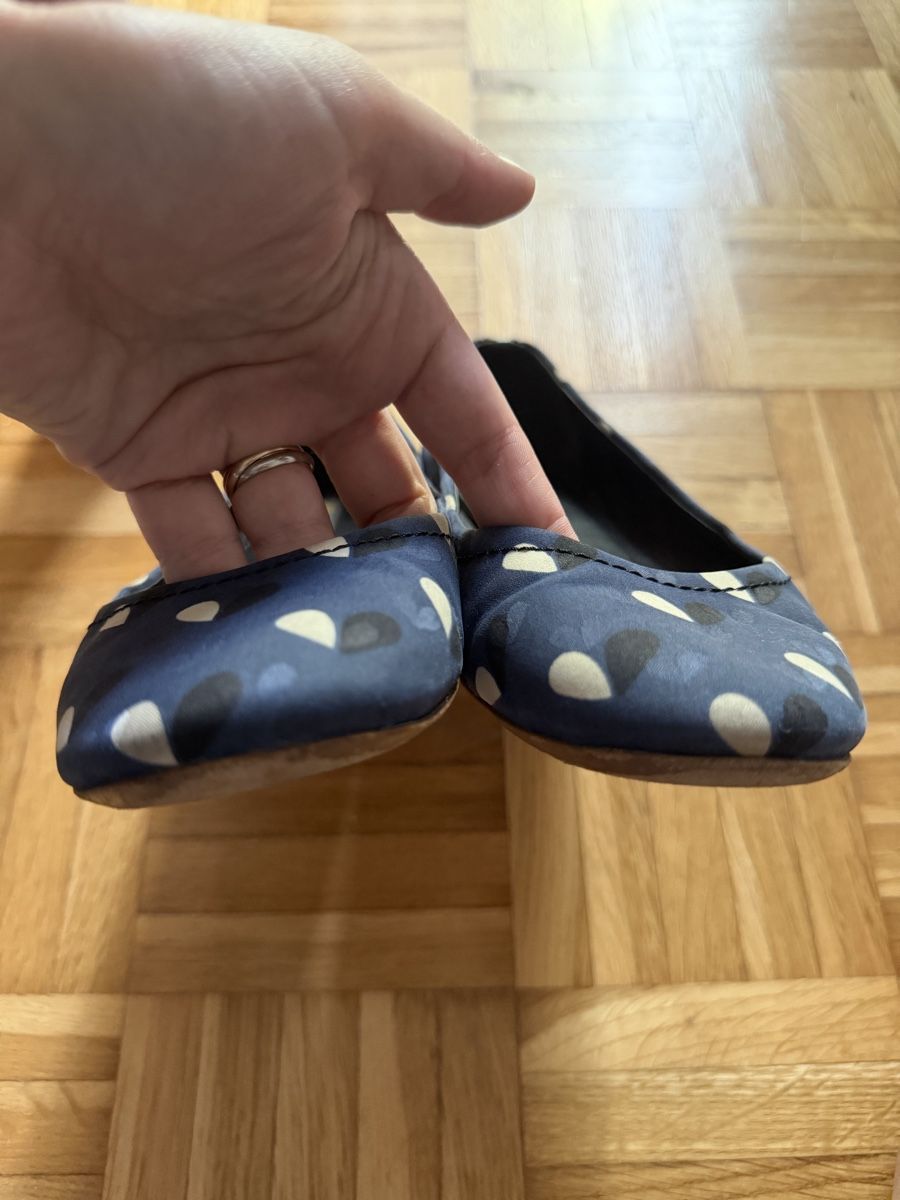 Louis Vuitton Chaussures femmes: Louis Vuitton Ballerinas – D'occasion à Schaffhausen par Nadiuna 4