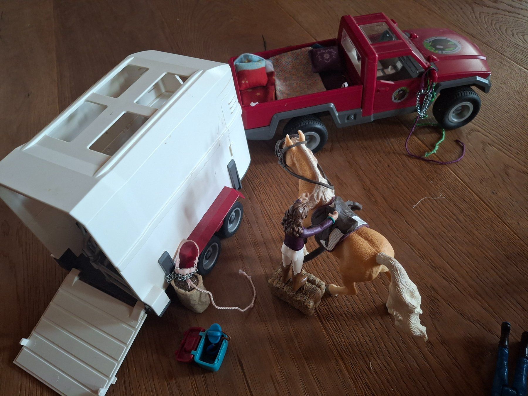 Schleich Spielzeuge: Schleich camping Ausflug . – Gebraucht aus Oberburg von Yaelita 3